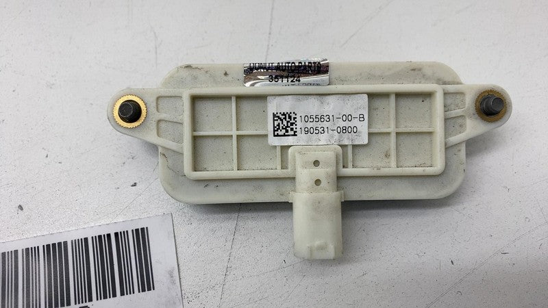 ⭕ 16-25 Model X Rear Tailgate Liftgate Handle Boot Lid Open Switch 105