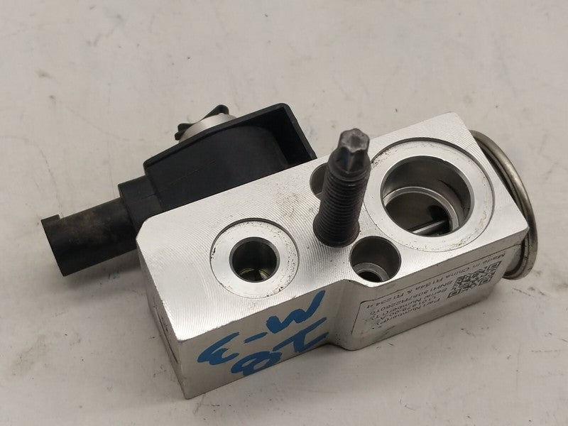 1101878 00 A ⭕ 17-23 Model 3 Air Conditioner HVAC Heater Core Valve Tube Sensor 1101878-00-A