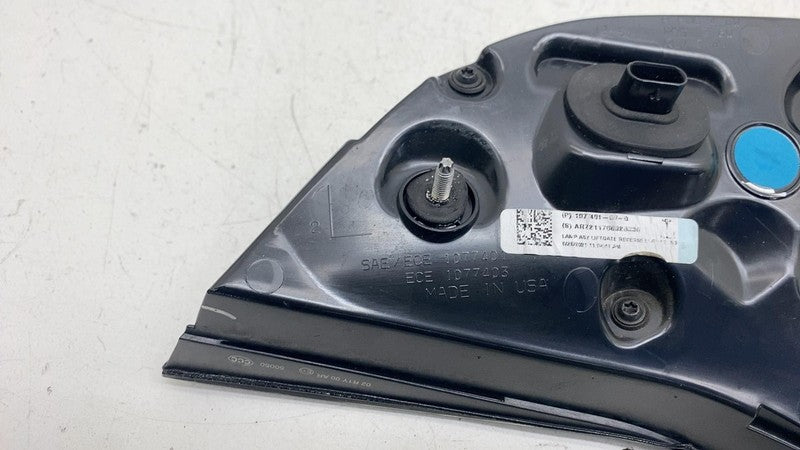 ⭕ 17-23 Model 3 Rear Left Inner Taillight LED Tail Lamp (3-Pin) LH 107