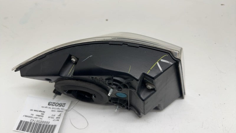 ⭕ 2012-2022 Tesla Model S Rear Taillight LED Outer Tail Lamp Right 600