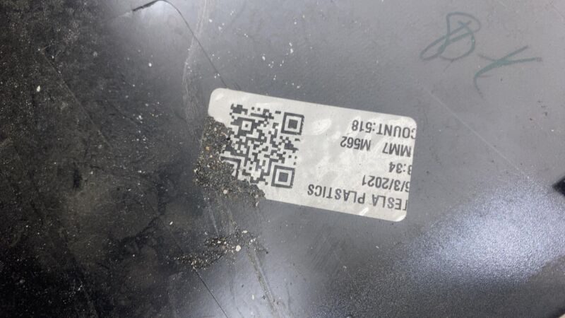 1495594 00 2020-2023 Tesla Model Y MY Right Exterior Rear View Mirror Skull Cap Assy Black
