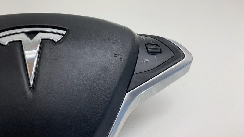 2016-2020 Tesla Model X Steering Wheel Airbag Module w/ Retainer Plate