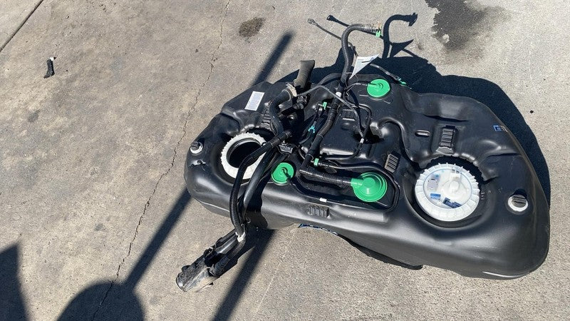 ⭕ 2018-2024 Subaru XV Crosstrek Fuel Gasoline Gas Tank Reservoir Assem