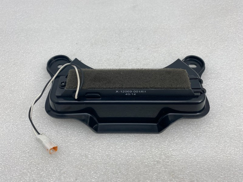 1015865 00 A ⭕12-20 Model S Rear Passive Entry Antenna Bracket & Receiver Module 1015865-00-A