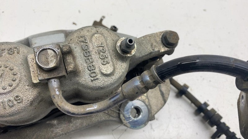 17988801 ⭕2017 2018 2019 2020 Chrysler Pacifica Front Passenger Caliper Right RH 17988801