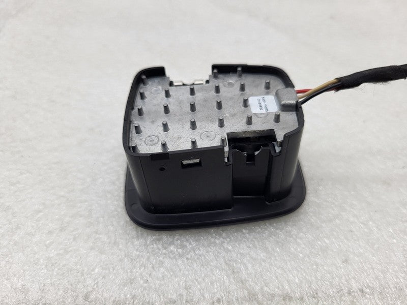 104736500B ⭕ 16-24 Tesla Model X Rear Roof Headliner Map Light Courtesy Lamp 1047365-00-B