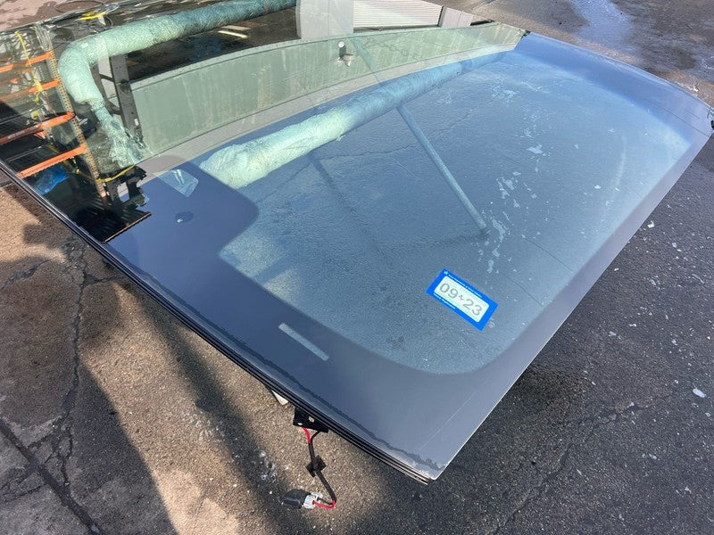 ⭕2022 Rivian EDV-700 Amazon Truck Front Windshield Windscreen Glass PT