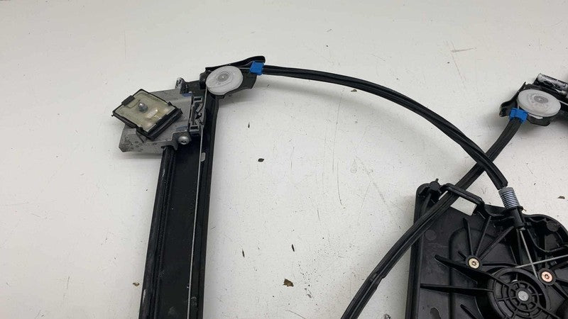 1096621-00-H ⭕ 2017-2023 Tesla Model 3 Front Right Door Window Regulator & Motor 1096621-00-H