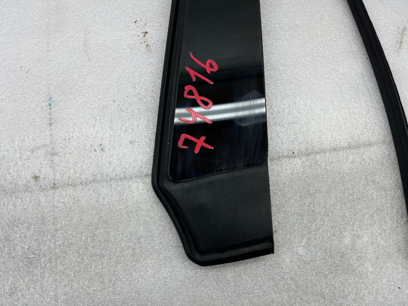 103236300C ⭕ 16-20 Model X Driver B-Pillar Applique Glass Left w/ Rubber Seal 1032363-00-C