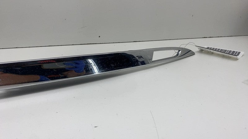 100677300D ⭕ 12-15 Model S MS Rear View Backup Camera w/ Liftgate Trim Molding 1006773-00-D