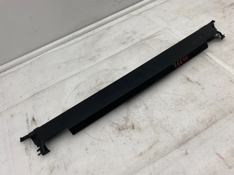 1105135 00 E ⭕ 2016-2020 Tesla Model X Right Spine Plastic Race Track Trim Panel 1105135-00-E