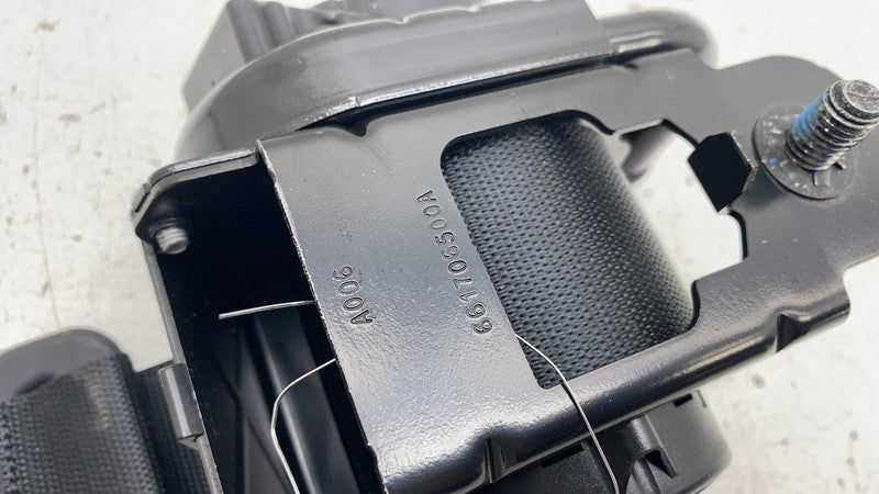 ⭕ 2024 2025 Tesla Model 3 Second Row Outboard Seat Belt Retractor 1856