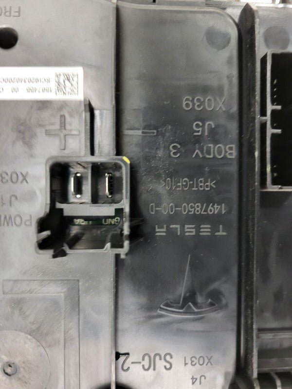 156735900B ⭕ 17-23 Model 3 M3 Left Low Voltage Controller Electronic Module LH 1497850-00-D