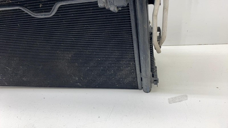 ⭕ 2017-2021 Chrysler Pacifica 3.6L Radiator Assy (8th VIN = G) w/o tow package