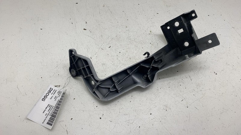 31688245 ⭕ 2021-2023 Polestar 2 Front Passenger Side Fender Mount Bracket Right 31688245