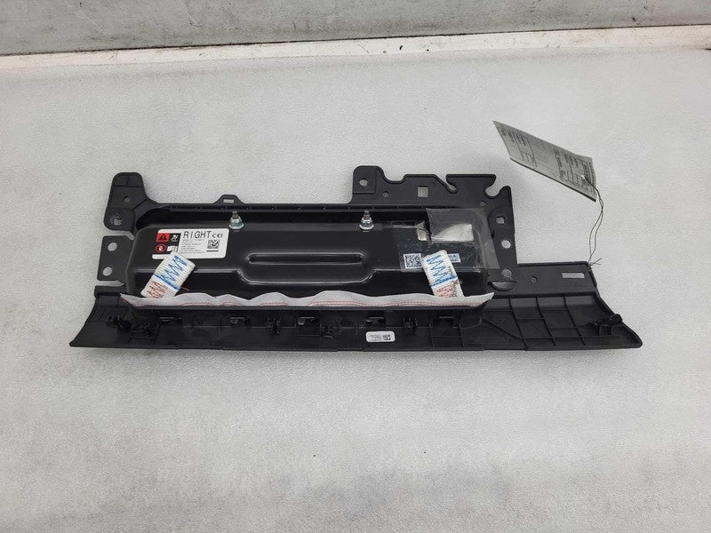 1077826-00-D ❇️17-23 Tesla Model Y 3 Right Knee Airbag Passenger Safety Module RH OEM 1077826