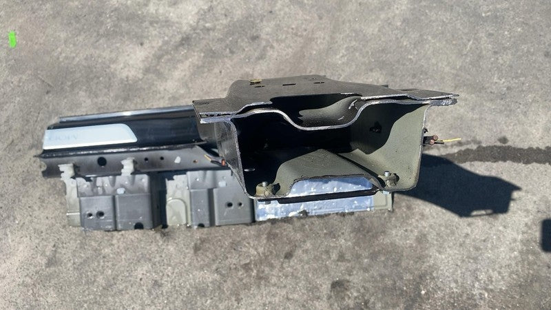 2017-2023 Tesla Model 3 Right Lower Side Skirt Middle B-Pillar Threshold Cutout