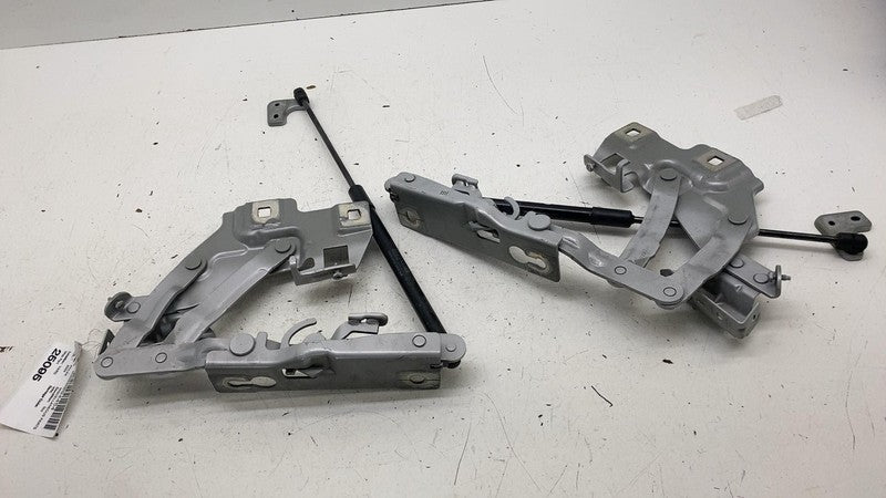 31688415 ⭕ 2021-2023 Polestar 2 PAIR Front Left & Right Hood Bonnet Hinge w/ Shock Strut