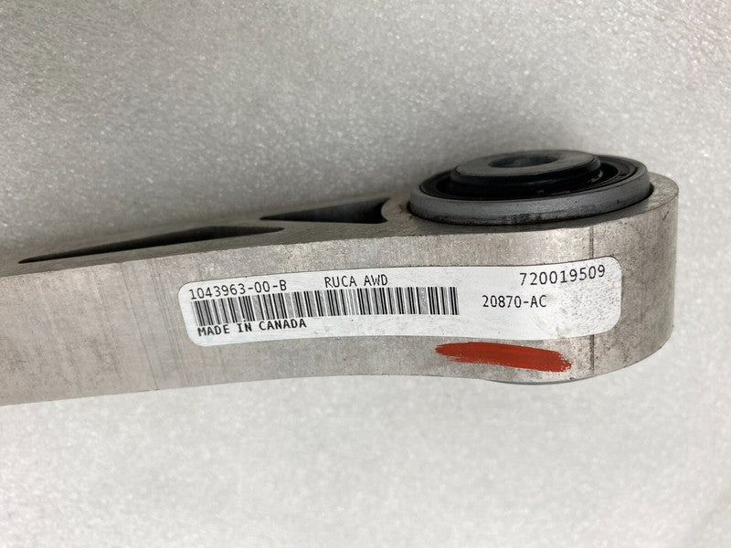 104396300B ⭕2012-2020 Model S Rear Right Suspension Upper Control Arm Toe Link 1043963-00-B
