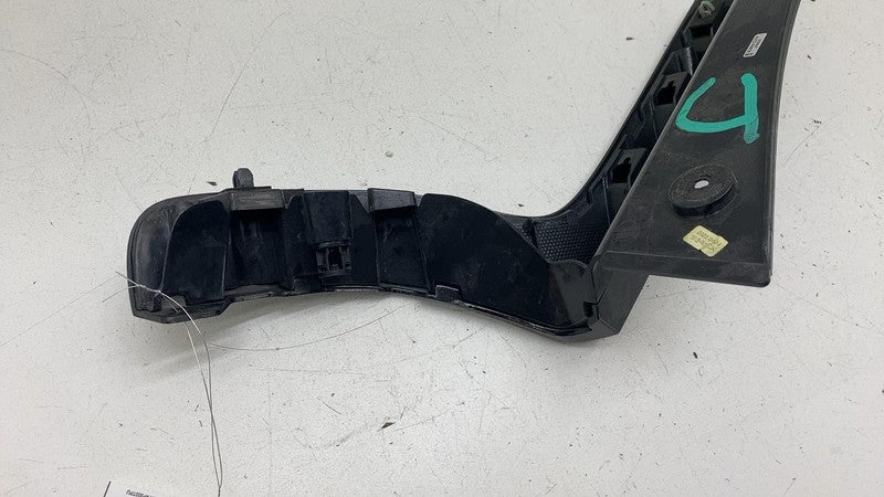 87372G5000 ⭕ 2017-2020 Kia Niro Rear Right Taillight D-Pillar Surround Trim OEM 87372-G5000