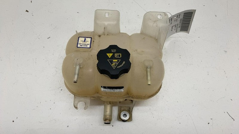 68249136AA ⭕17-25 Chrysler Pacifica Coolant Overflow Expansion Reservoir Tank Bottle w/ Cap