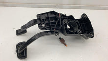 ⭕ 2020-2023 Tesla Model Y Accelerator and Brake Pedal Pad Assembly 1188691-00-B