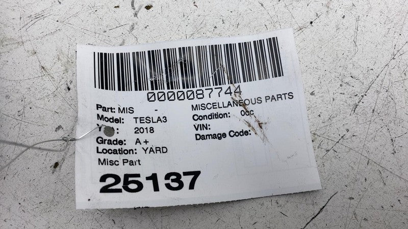 ⭕ 2017-2023 Tesla Model 3 M3 Front Right Fender Support Bracket RH 108