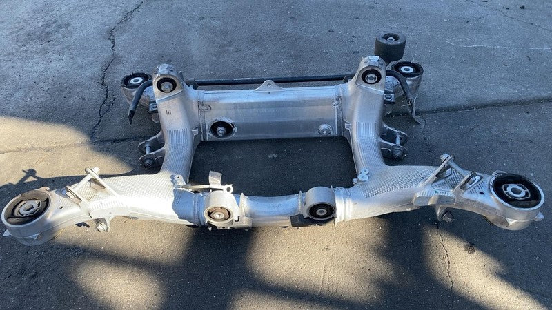 2018-2020 BMW 530e Rear Suspension Undercarriage Subframe Crossmember 