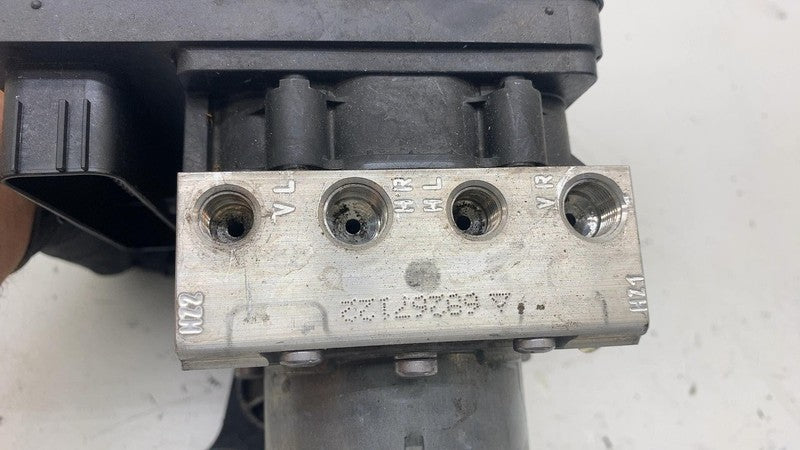 A 205 900 57 44 ⭕ 2018-2022 Mercedes-Benz C-Class C300 205 Anti-Lock Brake ABS Pump A2059005744