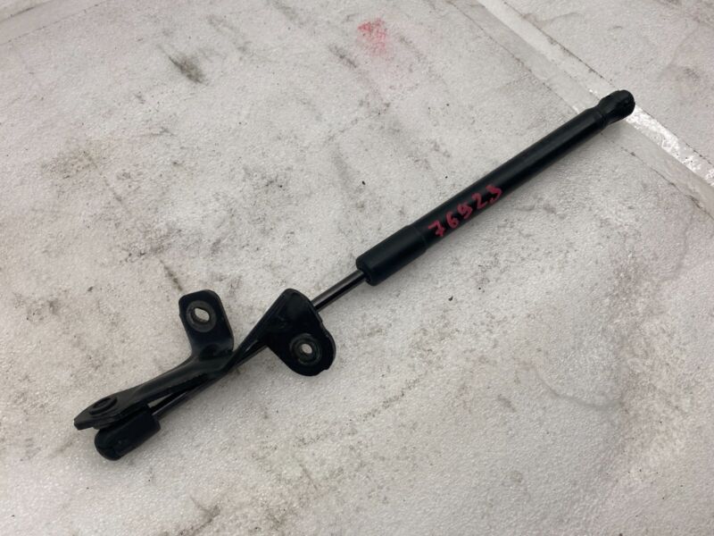 1091472 00 B 17-23 Model 3 Front Left/Right Bonnet Hood Shock Strut Lift Support 1091472-00-B