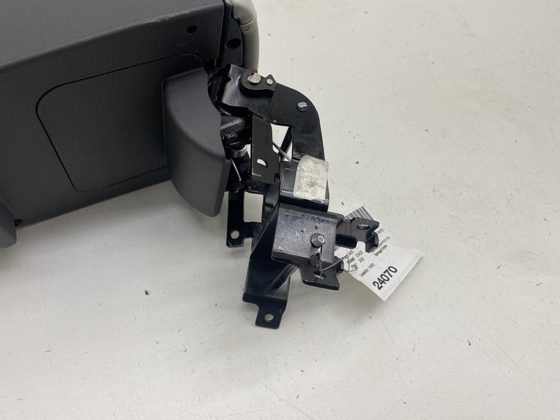 ⭕ 2022-2024 Hyundai Ioniq 5 Center Console Armrest Storage Compartment