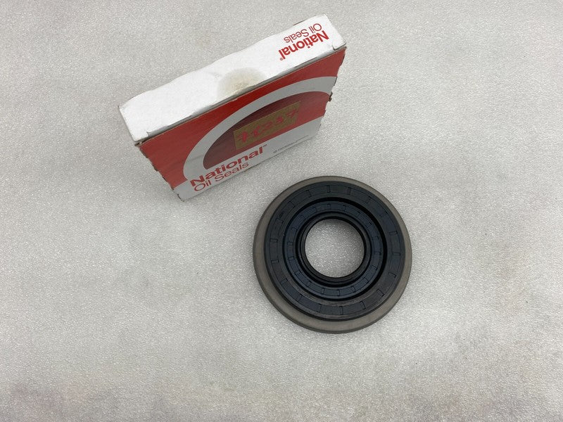 711050 ⭕Mercedes-Benz C350e CLS550 Federal-Mogul National Axle Differential Seal 711050