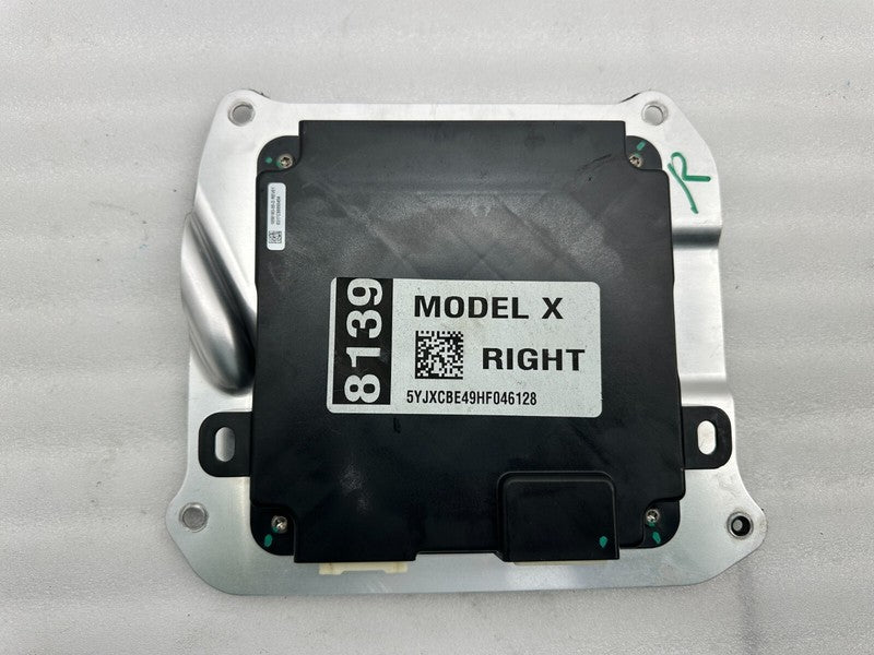 105018300D ⭕16-20 Tesla Model X Front Passenger Side Door Control Module Right 1050183-00-D