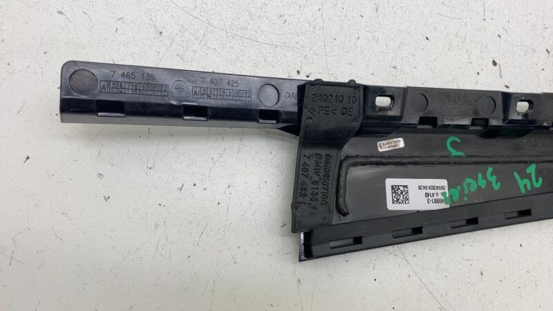 51357407433 19-24 BMW 330i 330e G20 Rear Left Door Window B-Pillar Applique Trim 51357407433