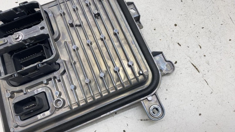 ⭕ 24-26 Cybertruck Front Driver Mid Voltage Controller Module Left 181