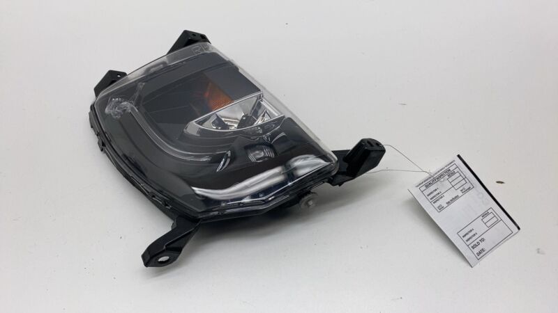 600591400G 2012-2020 Tesla Model S Front Passenger Side LED Fog Light Cornering Lamp Right