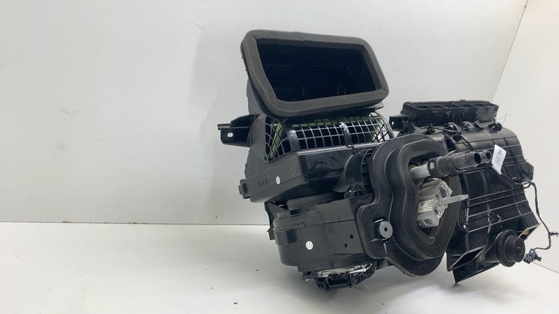 13554357 ⭕19-25 Chevrolet Silverado 1500 HVAC Climate Heater Blower Motor Housing Box OEM