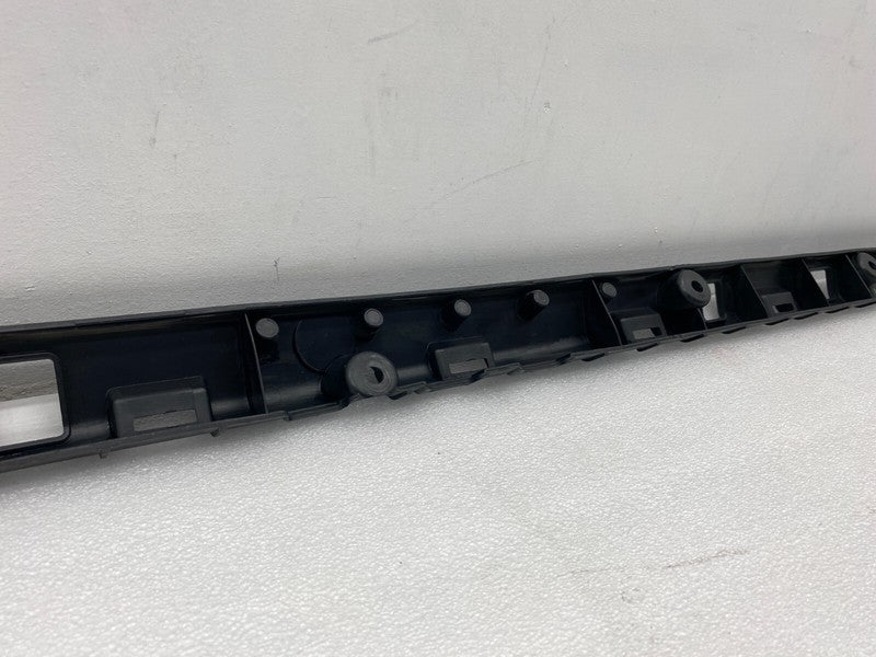 104669100B ⭕ 2016-2023 Tesla Model X  Rocker Carrier Panel Trim Bracket Right 1046691-00-B