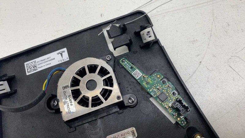 178440100F ⭕2020-2024 Tesla Model Y Front Windshield Camera/Projector Bracket 1784401-00-F