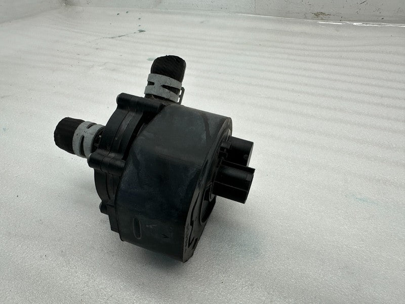1035348 00 F ⭕ 16-20 Model S Front Auxilliary Electric System Coolant Pump OEM 1035348-00-F