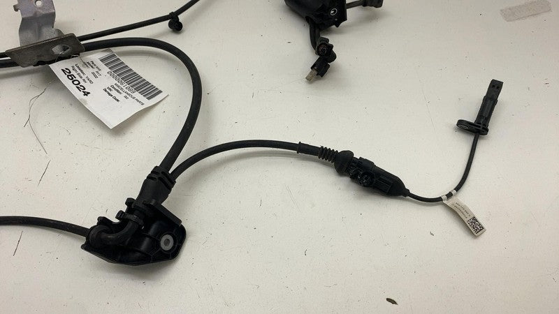 PT00052788 C ⭕ 22-24 Rivian R1T Reat Brake Caliper Cable ABS Wheel Speed Sensor PT00052788-C