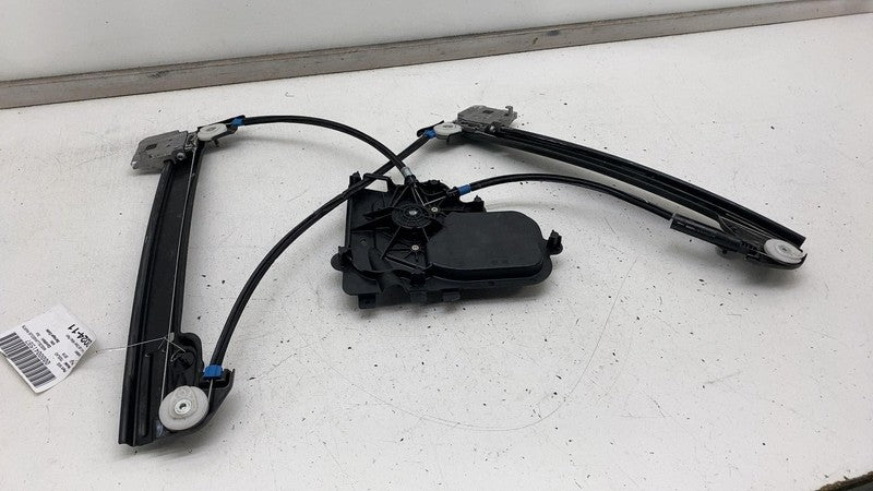 109662110F ⭕ 2017-2023 Tesla Model 3 Front Right Door Window Regulator & Motor 1096621-10-F