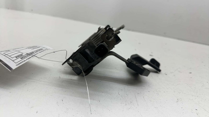 ⭕ 2017-2025 Chrysler Pacifica Front Hood Panel Latch Lock Actuator Assembly OEM