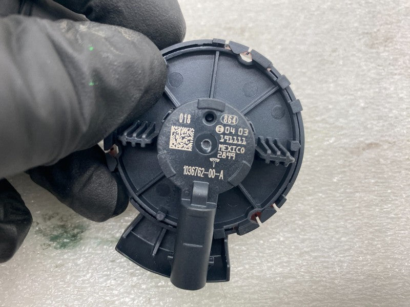 1036762 00 A ⭕ 2017-2023 Model 3 Right or Left Door Impact Crash Pressure Sensor 1036762-00-A