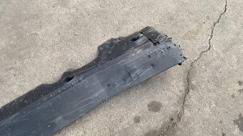 181660000C 2024-2025 Tesla Cybertruck Passenger Side Right Rocker Panel Molding RH Assembly