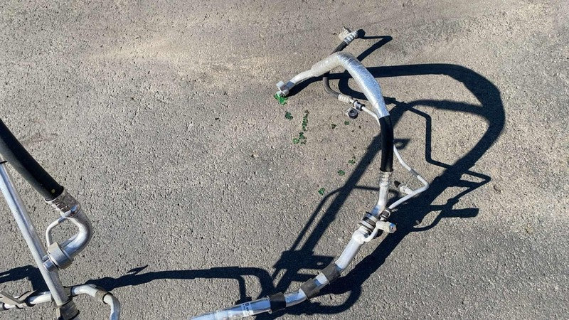 ⭕ 2020-2025 Chrysler Pacifica A/C Suction Pipe Hose & Discharge Line 6