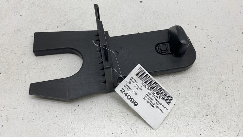 106684700A ⭕ 16-20 Tesla Model X Rear Left Trunk Load Floor Support Bracket LH 1066847-00-A