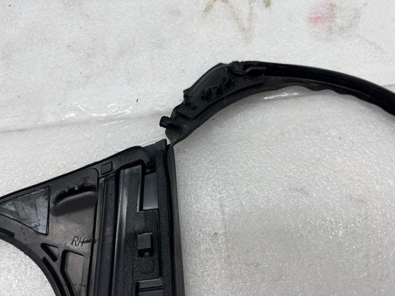 103236400C ⭕16-20 Model X Passenger Side B-Pillar Applique Glass Right w/ Seal 1032364-00-C