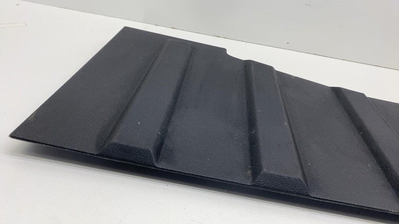 PT00002532 ⭕ 2022-2024 Rivian R1T Tailgate Rear Bed Sill Flap Trim Panel Cover PT00002532
