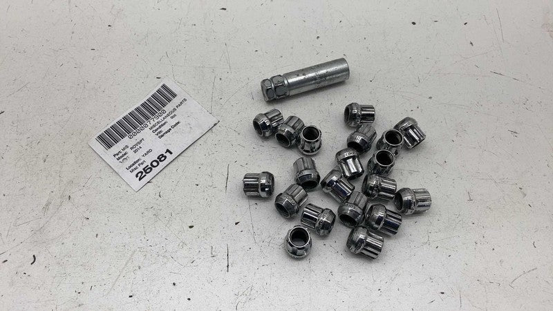 ⭕ 2014-2022 Range Rover Sport Gorilla Short Chrome Locking Lug Nuts 14